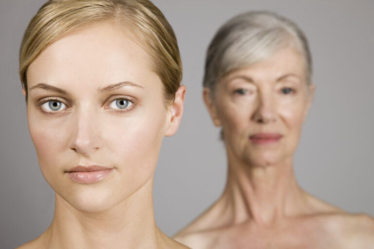 Aging and Cell Protection: Hydrogen as a Selective Antioxidant